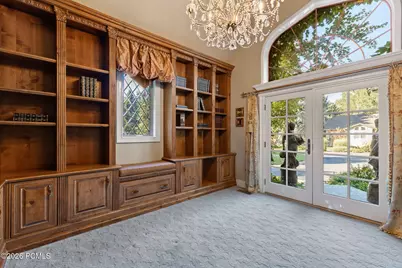2238 E Cottonwood Cove Lane, Cottonwood Heights, UT 84121 - Photo 17
