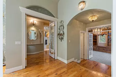 2238 E Cottonwood Cove Lane, Cottonwood Heights, UT 84121 - Photo 25