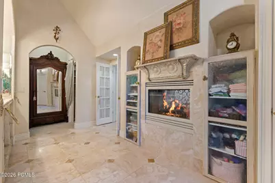 2238 E Cottonwood Cove Lane, Cottonwood Heights, UT 84121 - Photo 31