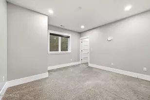 11091 N Shoreline Dr, Hideout, UT 84036 - Photo 33