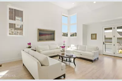 369 E Overlook Loop, Hideout, UT 84036 - Photo 15
