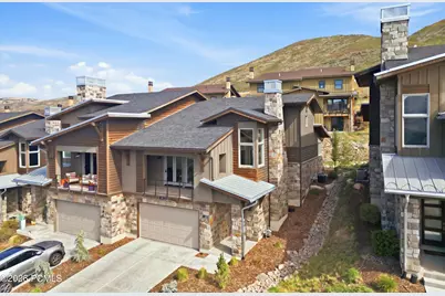 369 E Overlook Loop, Hideout, UT 84036 - Photo 5