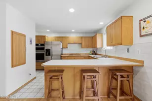 262 N Almond St, Salt Lake City, UT 84103 - Photo 9