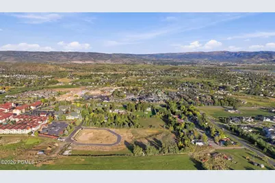 885 W Schonerberg Loop, Midway, UT 84049 - Photo 13