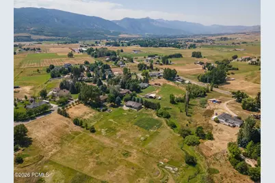 1762 N 6250, Eden, UT 84310 - Photo 9