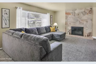 5467 S 825 E, Ogden, UT 84405 - Photo 3