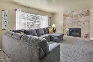 5467 S 825 E, Ogden, UT 84405 - Photo 3