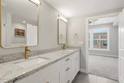 2340 E Phylden Drive #202, Holladay, UT 84117 - Photo 31