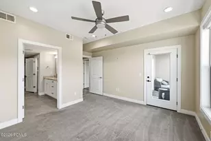 2340 E Phylden Dr, Holladay, UT 84117 - Photo 15