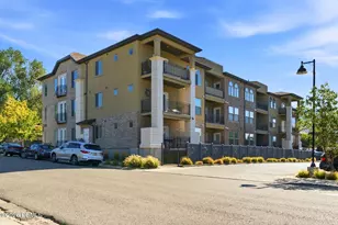 2340 E Phylden Dr, Holladay, UT 84117 - Photo 21