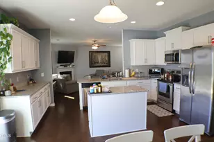 275 Sapphire Rd, Burlington, NC 27215 - Photo 11