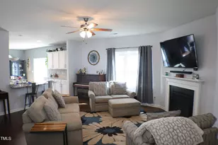 275 Sapphire Rd, Burlington, NC 27215 - Photo 9