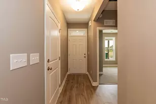 809 E Edgerton St, Dunn, NC 28334 - Photo 7