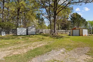 221 Stroud St, Sanford, NC 27330 - Photo 13