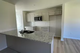 83 Harvest Hls Ln, Dunn, NC 28334 - Photo 3
