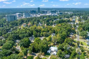 4305 Windsor Pl, Raleigh, NC 27609 - Photo 5