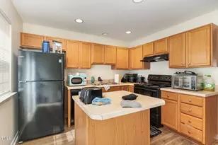 7820 Averette Field Dr, Raleigh, NC 27616 - Photo 7