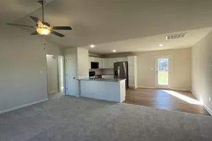 108 Pate Lndg Dr, Selma, NC 27576 - Photo 3