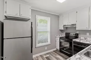 9 Tarawa Terrace, Durham, NC 27705 - Photo 5