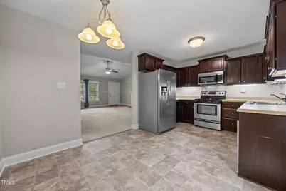 95 Oxfordshire Drive, Fuquay Varina, NC 27526 - Photo 5