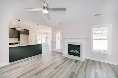 123 Maple Drive, Erwin, NC 28339 - Photo 5