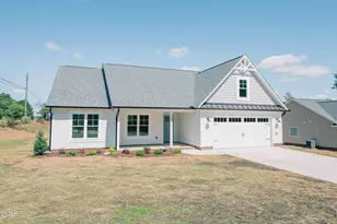 123 Maple Dr, Erwin, NC 28339 - Photo 3