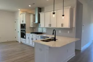 595 Ravensworth Dr, Garner, NC 27529 - Photo 5