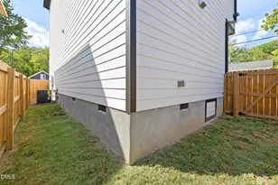 1101 Fairview St, Durham, NC 27707 - Photo 7