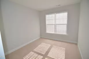 204 Shale Creek Dr, Durham, NC 27703 - Photo 15