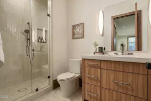 206 Lynwood Ln, Raleigh, NC 27609 - Photo 51