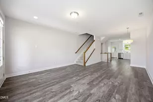 2800 Bedford Green Dr, Raleigh, NC 27604 - Photo 5