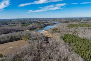 892 Franklin Ln, Henderson, NC 27537 - Photo 9