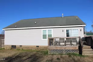 212 Sunridge Ln, Pikeville, NC 27863 - Photo 5