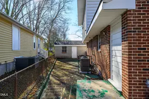 2201 Otis St, Durham, NC 27707 - Photo 23
