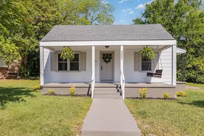 302 N Fayetteville Street, Clayton, NC 27520 - Photo 1