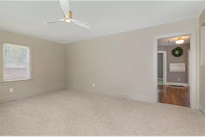 302 N Fayetteville Street, Clayton, NC 27520 - Photo 9