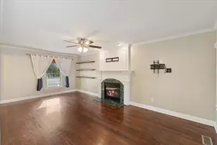 2310 Walden Creek Dr, Apex, NC 27523 - Photo 9