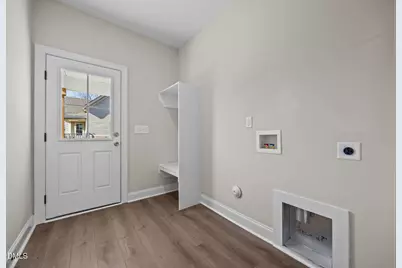 206 S Wall Street, Benson, NC 27504 - Photo 19