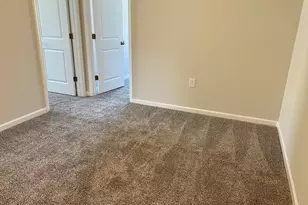 912 Field Ivy Dr, Fuquay Varina, NC 27526 - Photo 15