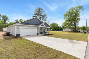 4052 Lofton St, Wade, NC 28395 - Photo 31