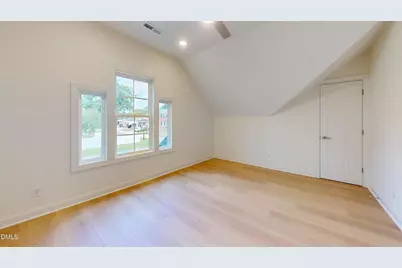 209 W Franklin Street, Zebulon, NC 27597 - Photo 35