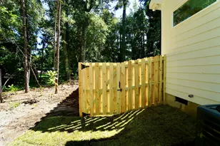 209 W Franklin St, Zebulon, NC 27597 - Photo 15