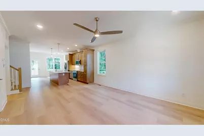 209 W Franklin Street, Zebulon, NC 27597 - Photo 25