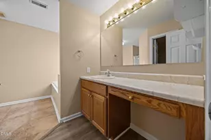 101 Fairwoods Ct, Dunn, NC 28334 - Photo 5