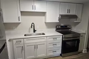500 Umstead Dr, Chapel Hill, NC 27516 - Photo 13
