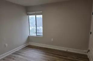 500 Umstead Dr, Chapel Hill, NC 27516 - Photo 17