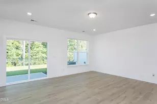 5422 Running Fox Ln, Durham, NC 27703 - Photo 7