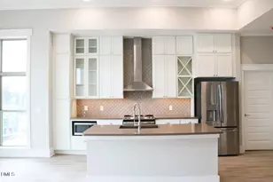 600 Carraway Crossing, Chapel Hill, NC 27516 - Photo 5