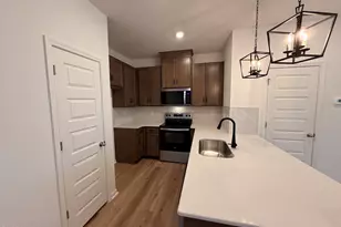 10633 Brookside Reserve Rd, Raleigh, NC 27614 - Photo 3