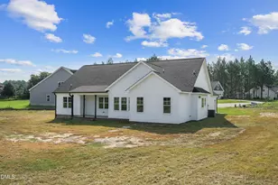 205 N Rabbit Run Dr, Smithfield, NC 27577 - Photo 37